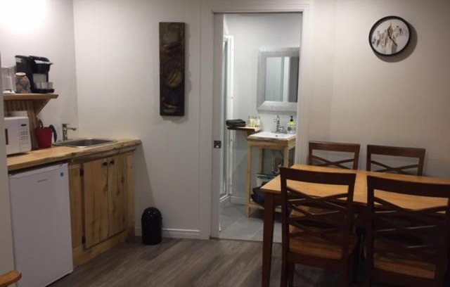 Neufchatel Est–Lebourgneuf Apartment | Appartement 2 1/2 au centre de la ville de Québec