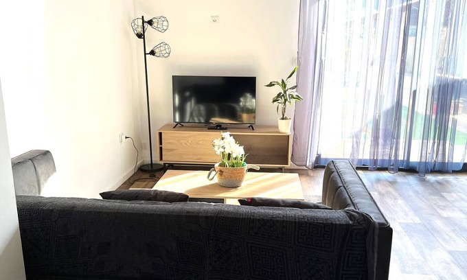 Le Boulou Apartment | Appartement 2 Chambres Classé 4 Étoiles Le Boulou à 1minute de la Rivière