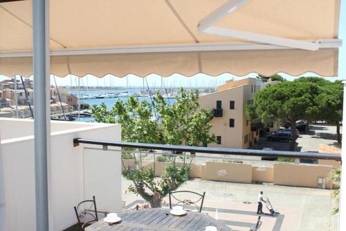 Port Rive Gauche Apartment | Appartement 2 pièces cabine mezzanine - GRUISSAN GN400-024