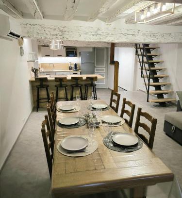 Selles-sur-Cher Apartment | Appartement 6-8 personnes, gîte, climatisé, classé 3 étoiles, proche du zoo de Beauval et des châteaux de la Loire