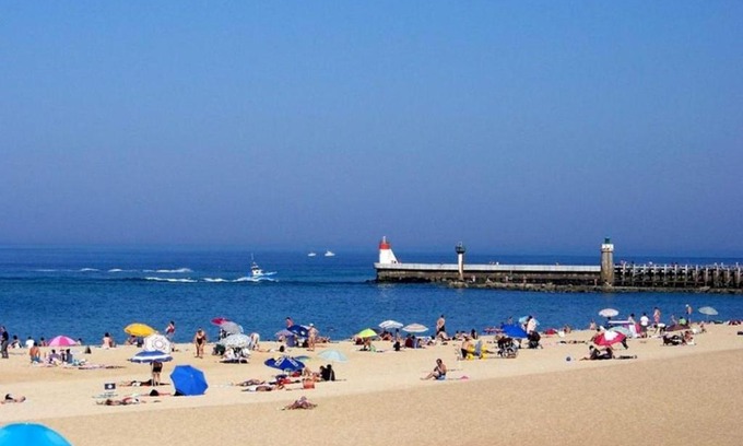 Capbreton Apartment | Appartement 95 m2 Terrasses,la Plage en face à 50m, Vue Mer latérale, proche port!