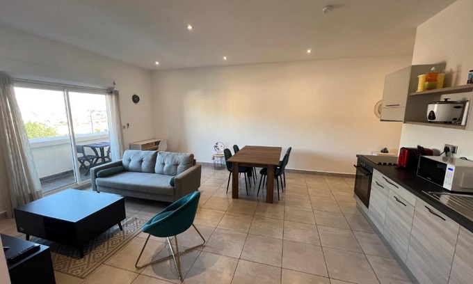 Antananarivo Avaradrano Apartment | Appartement Ambatobe