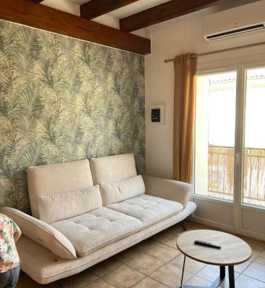 Tombeboeuf Apartment | Appartement avec balcon