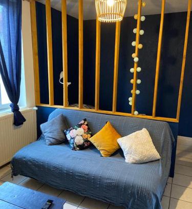 Yzeure Apartment | Appartement avec place de parking