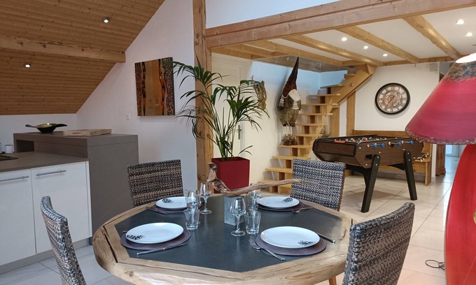 Anthy-sur-Leman Apartment | Appartement Centre Village vue lac
