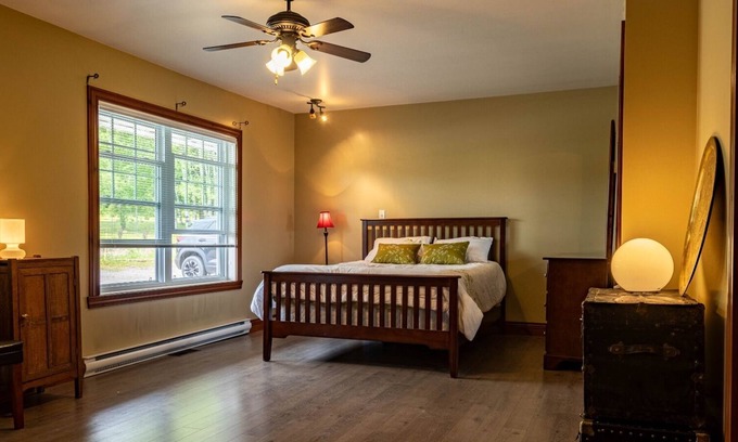 Mont-Carmel Condo | Appartement chaleureux face au Lac St-Pierre près de Kamouraska