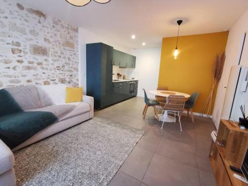 Les Beaux-Arts Apartment | Appartement cosy aux Beaux-arts