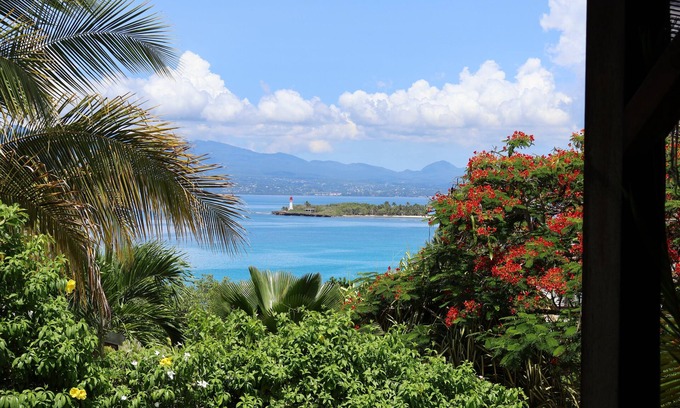Dampierre Apartment | Appartement Cosy vue sur L'îlet du Gosier, Grande Terrasse
