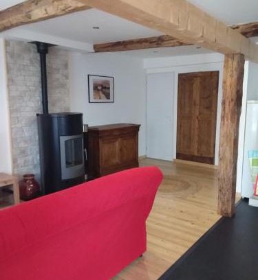 Les Sagnieres Apartment | Appartement dans maison de village