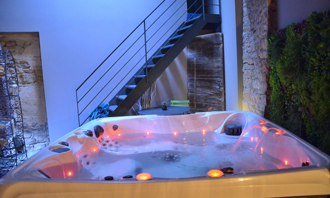 Jassans-Riottier Apartment | Appartement de 80m2 Dans Ancien Corps de Ferme Spa, Sauna , Fitness