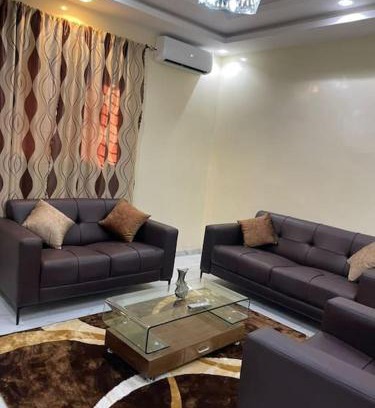 Dakar House | Appartement de luxe au RDC Duplex