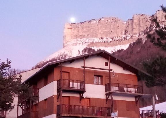Entremont-le-Vieux Apartment | Appartement des cimes du Granier