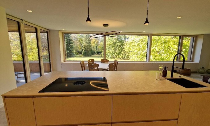 Scherwiller Apartment | Appartement Design Dans un Écrin Végétal, sur la Route des Vins