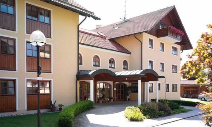 Bad Fuessing Apartment | Appartement | DG-Mansardenappartement für 4 Personen (55m2)