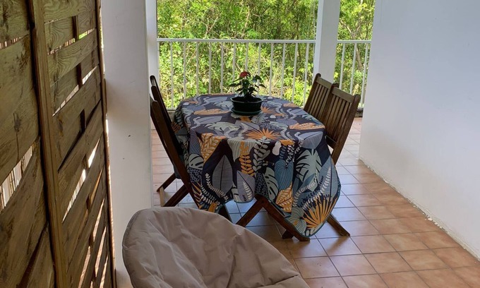 Morel Apartment | Appartement Douillet au Moule à 10 min de la Plage