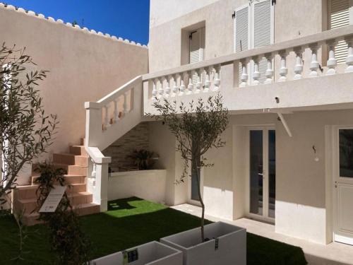 Cros-de-Cagnes Apartment | Appartement Duplex Bord de Mer
