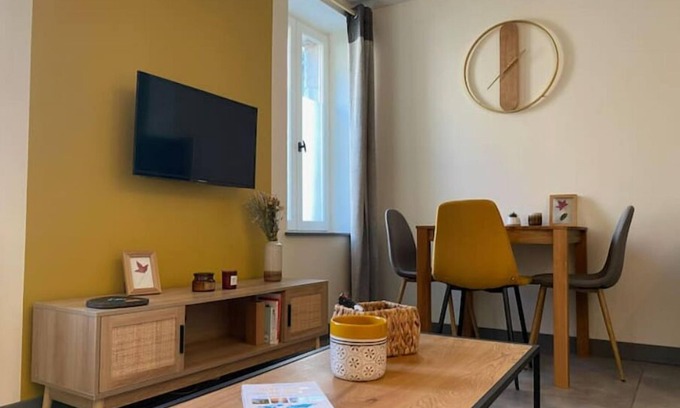 Castres Apartment | Appartement en Rez-de-chaussée Avec Parking Privé