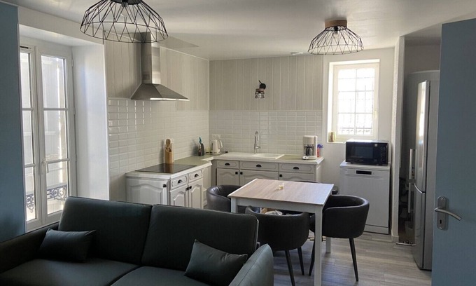Saujon Apartment | Appartement Face Cure Thermale et Proche des Plages Forfait Curistes