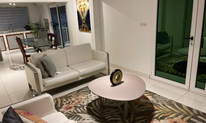 Komo-Mondah Apartment | Appartement Flora Gabon