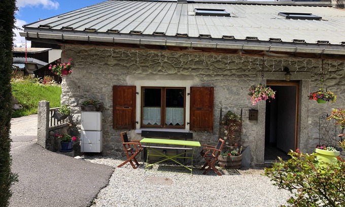 Chamonix-Mont-Blanc Apartment | Appartement en rez de Jardin