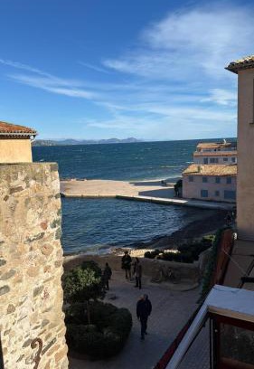 La Celle-sous-Gouzon Apartment | Appartement La Ponche