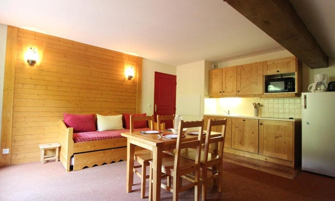 Val Cenis Apartment | Appartement pour 4 personnes avec piscine, pied des pistes à Val Cenis - FR-1-508-132