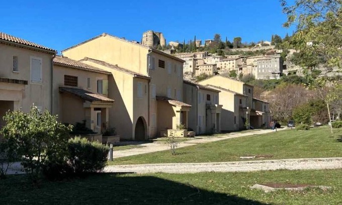 Montbrun-les-Bains Apartment | Appartement - Piscine - ccbbci0