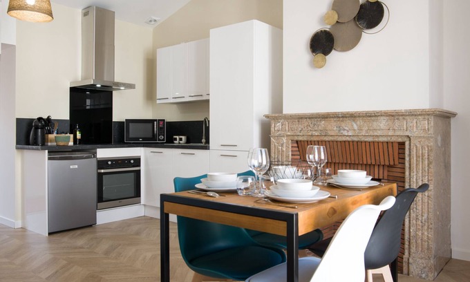 Rochefort Apartment | Appartement Haut Standing Hypercentre Rochefort, Arrivée Autonome !