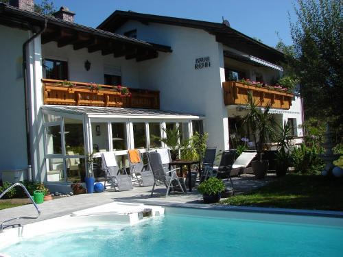 Stanggaß Apartment | Appartement im Souterrain mit Terrasse