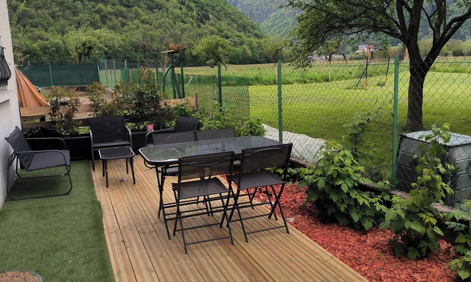 La Bathie Apartment | Appartement la Sapinette