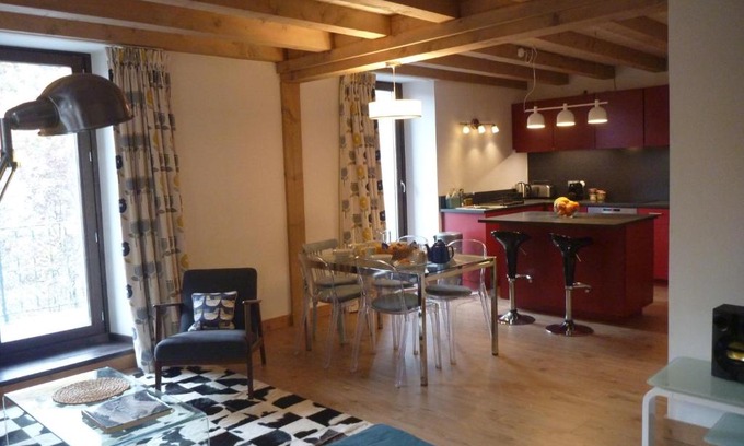 La Perriere Apartment | Appartement Le Hibou