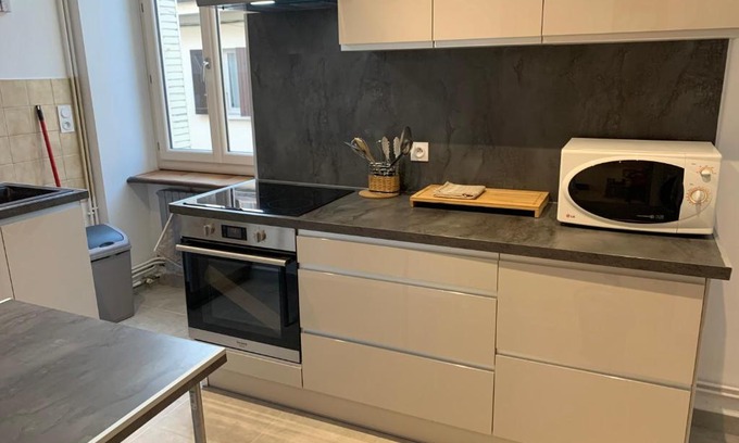 La Tour-du-Pin Apartment | Appartement le Marilyn
