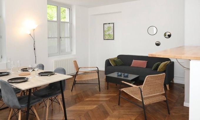 Senlis Apartment | Appartement Le Saint-Pierre avec jardin privé