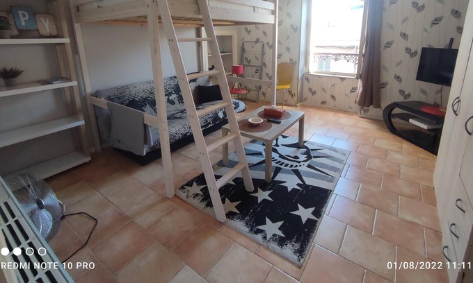 Nevers Apartment | Appartement Le Trainbleu Nevers Centre Gare