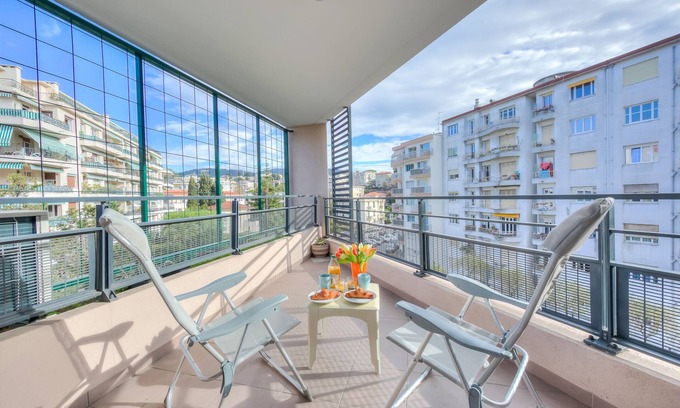 Liberation Apartment | Appartement Liberation 2, Nice, France