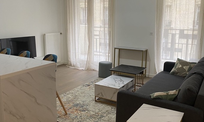 Levallois-Perret Apartment | Appartement Meublé et Cosy à Levallois Perret