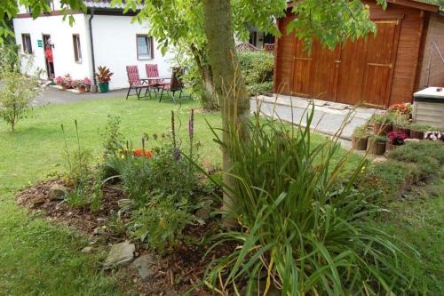Marsberg Apartment | Appartement mit Garten in Helminghausen Diemelsee