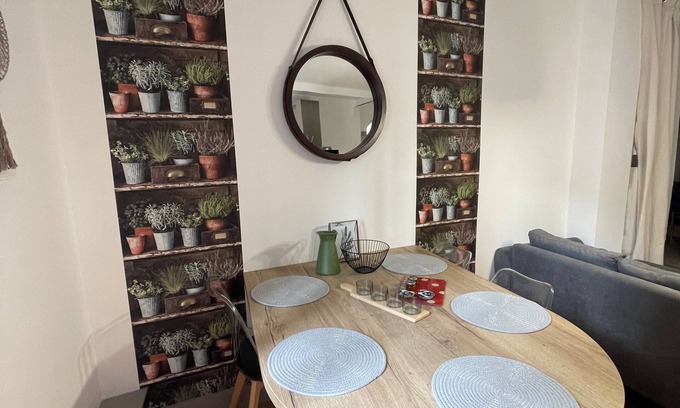 Semur-en-Auxois Apartment | Appartement Moderne Hyper Centre Ville Médiévale