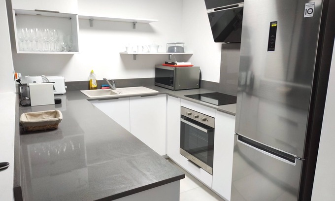 Trou aux Biches Apartment | Appartement Neuf à 200 m de la Plage