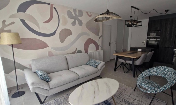 Royan Apartment | Appartement Neuf Bord de Plage