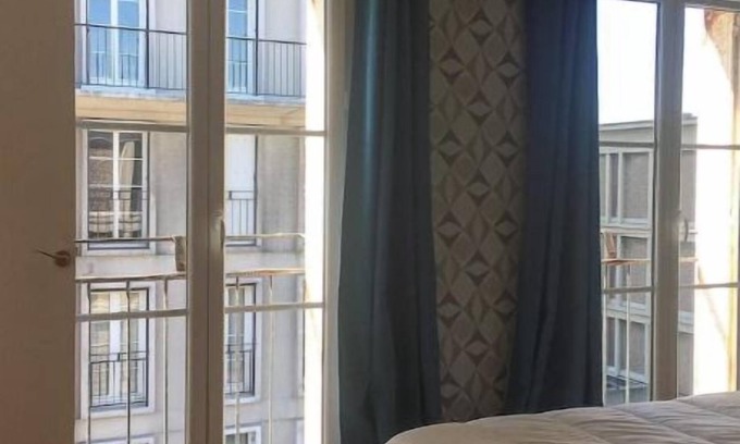 Le Port Apartment | Appartement Perret Avec vue mer en Centre Ville