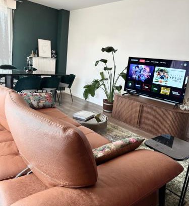 Universite Apartment | Appartement raffiné à 2min du RER A