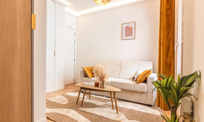 Pere Lachaise Apartment | Appartement Raffiné avec Jacuzzi et AC - 6P