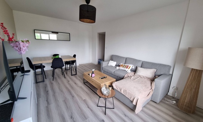 Rosny-sous-Bois Apartment | Appartement Refait à Neuf Proche de Tous les Transports