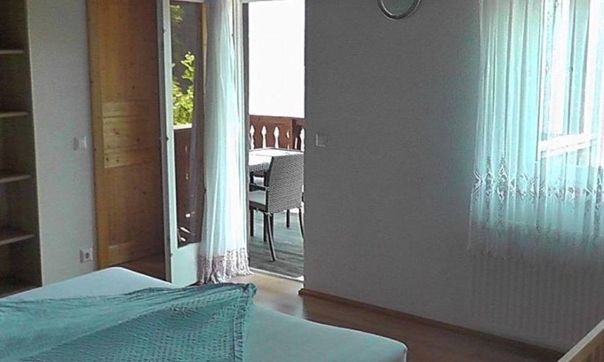 Spittal an der Drau House | Appartement »seeblick« im Haupthaus - Laggerhof Direkt am Südufer des Millstätter Sees