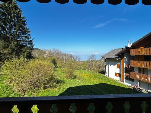 Thollon-les-Memises Apartment | Appartement spacieux proche pistes avec parking privé - FR-1-498-116