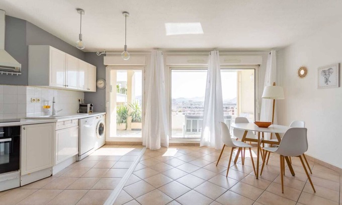Vauban Apartment | Appartement Standig 2 Chambres 4 Personnes Clim Garage