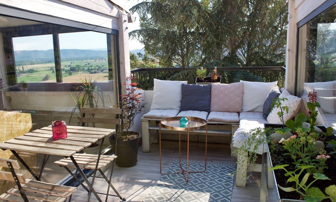 Greoux-les-Bains Apartment | Appartement sur les Toits, Très Jolie Vue, Provence