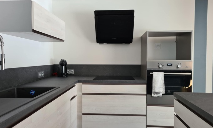 Forville House | Appartement T2, 4personnes, Avec Jardin