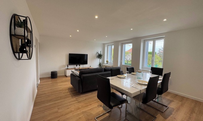 La Glaciere Apartment | Appartement T3 Avec Jardin à 15 mn du Centre de Clermont Ferrand
